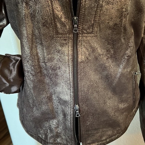 Leather Bomber Jacket, NWT, slightly metallic with worn look, Chico’s sz3, large - Picture 3 of 13